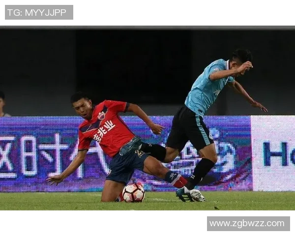 中超第10轮激战深圳佳兆业迎战大连一方全力争胜 中超第10轮激战深圳佳兆业迎战大连一方全力争胜